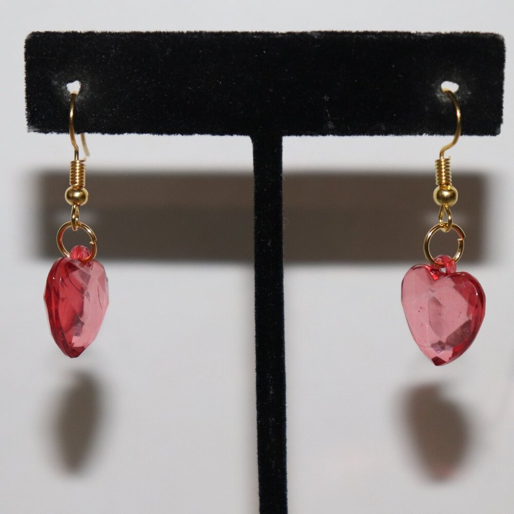 Red Heart Dangle Earrings | 1.5" Drop | NWOT | Lightweight & Bold